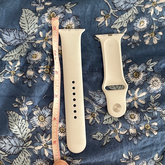 Apple Ivory Watch Strap - Picture 1 of 2